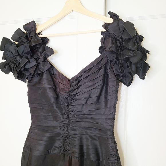 Vintage 80s Tadashi Black Taffeta Bow Dress - Picture 3 of 7